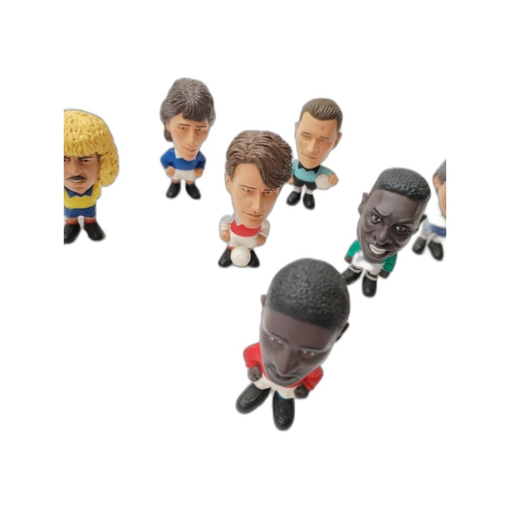 Lot 10 Figurines Football Années 90 - Weah Zola Valderrama Gascoigne G