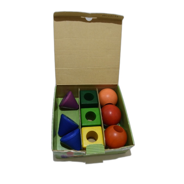 Geo Stack PlanToys 5302 - Jeu d'empilement bois formes géométriques -