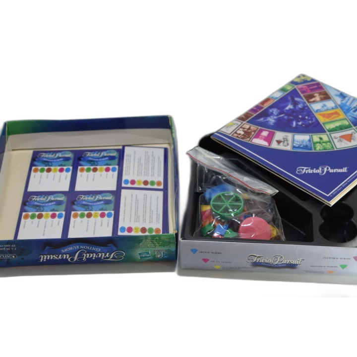 Trivial Pursuit Édition Europe - Hasbro/Atlas - Quiz Culture 2-36 Joue