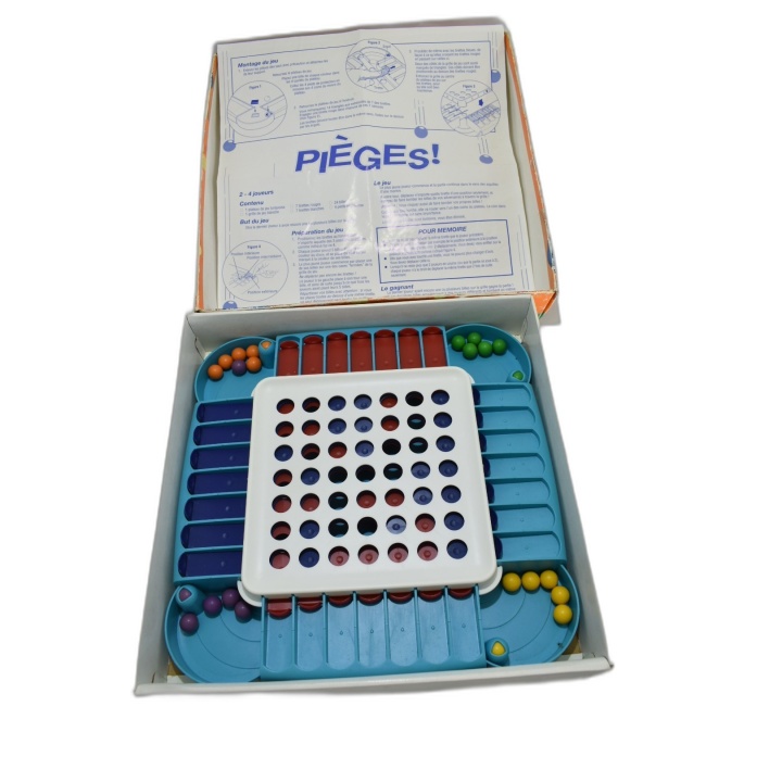 Pièges! MB Jeux - Jeu de société stratégie billes 2-4 Joueurs - 7 ans