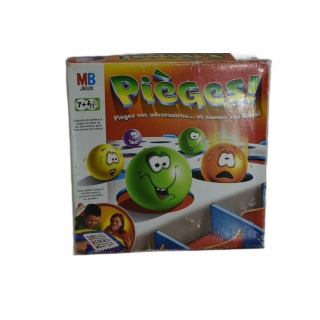 Pièges ! MB Jeux - Jeu d'adresse et stratégie 2-4 Joueurs - 7 ans - Oc