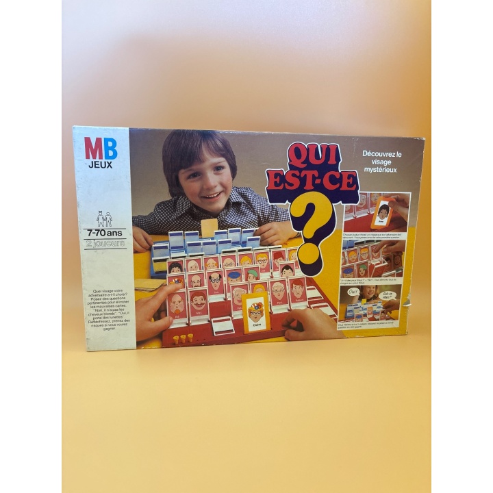 Qui Est-Ce? - MB Jeux - Jeu de reflexion 7 ans 2 joueurs - Comple