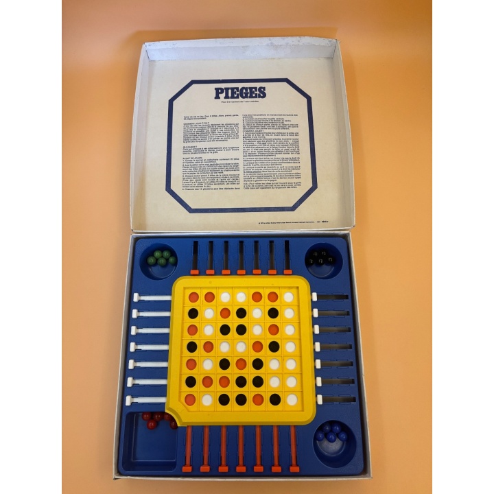 Pièges - Milton Bradley - Jeu de stratégie 7 ans 2-4 joueurs - Co