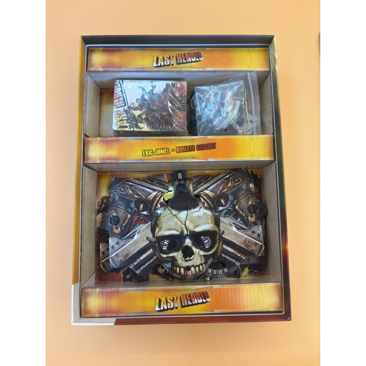 Last Heroes - Ludonaute - Jeu cooperatif 10 ans 1-5 joueurs -