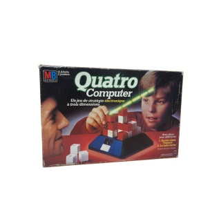 Quatro Computer - MB Electronics - Jeu de strategie electronique
