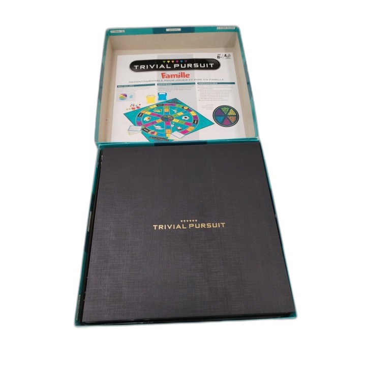 Trivial Pursuit Famille - Hasbro - Quiz 2-6 Joueurs - 8 ans+ - Cartes 