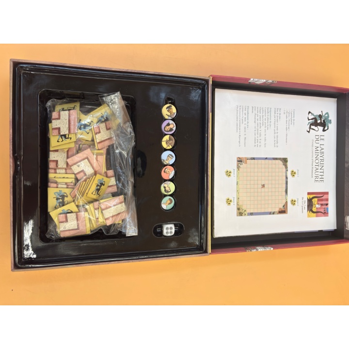 Le Labyrinthe du Minotaure - PlayBac