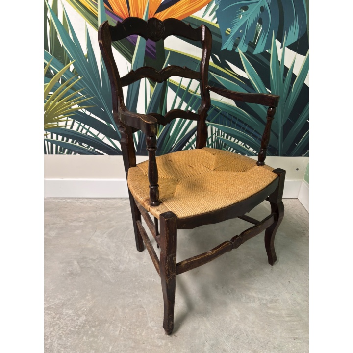 Fauteuil Ancien Bois Sculpté Motif Coquille Assise Osier