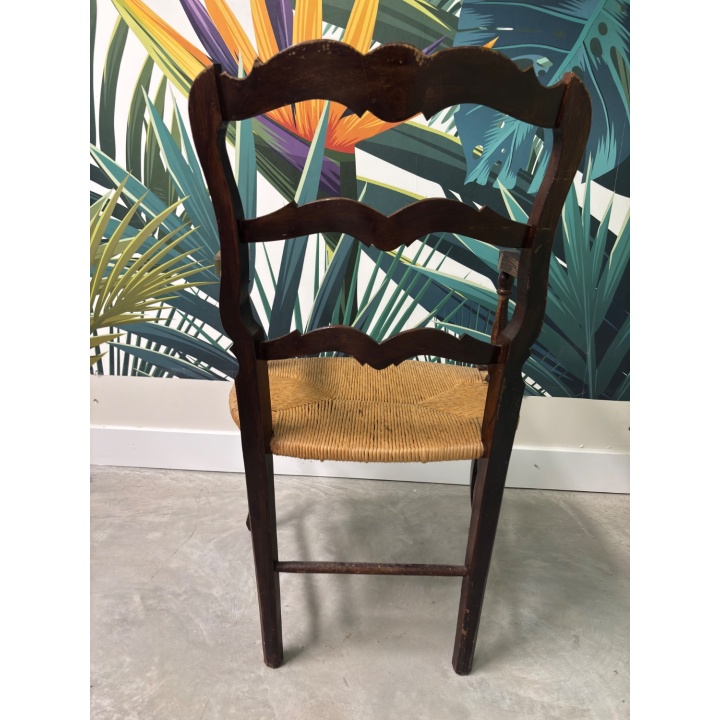 Fauteuil Ancien Bois Sculpté Motif Coquille Assise Osier