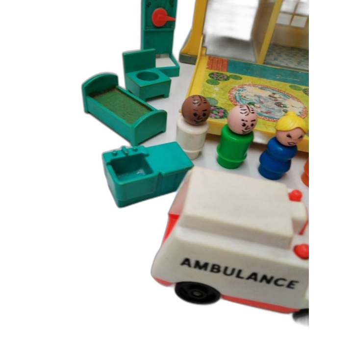 Fisher-Price Children's Hospital 1976 - Hôpital Vintage Little People