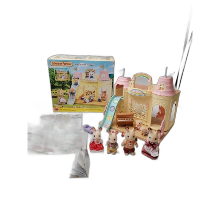 Sylvanian Families Baby Castle Nursery 5375 - Château Crèche Figurines