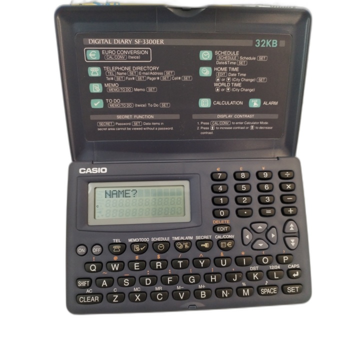Casio Digital Diary SF-3300ER 32KB - Organiseur Vintage Années 90 - Co
