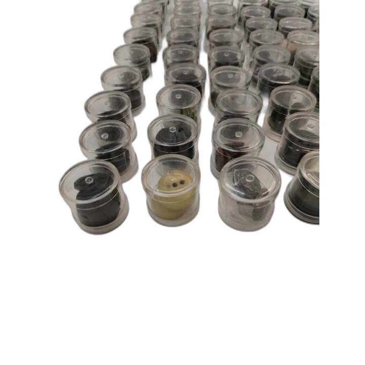 Lot +400 Boutons Couture 124 Boîtes Mercerie - Neuf Jamais Ouvert - Cr