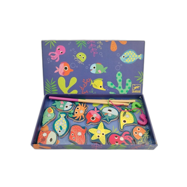 Djeco Jeu de Pêche Magnétique Bois - 3 Cannes + 15 Animaux - Dès 3 ans