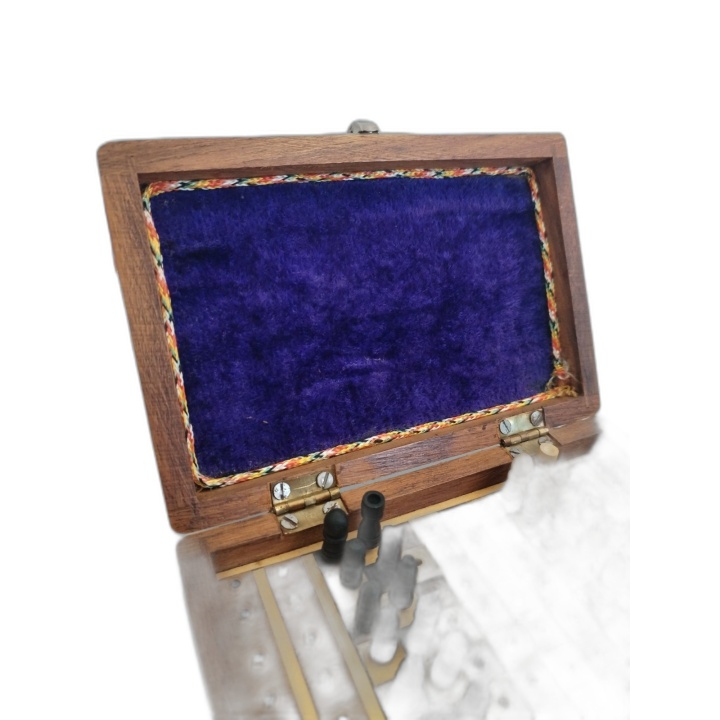 Échecs de Voyage Miniature Vintage en Bois - Coffret Artisanal Pions C