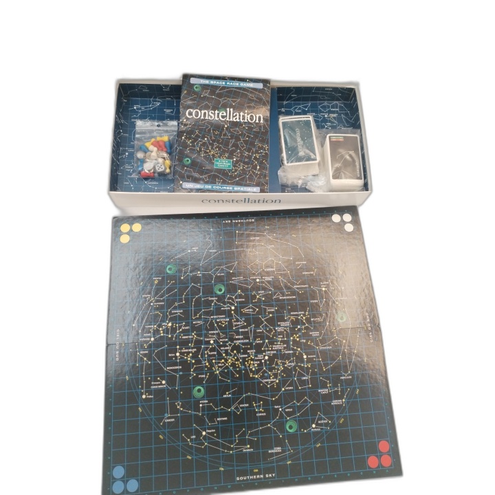 Constellation The Space Race Game - Green Board Game Co - Jeu Course S