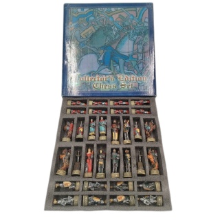 Collector's Edition Chess Set Golden Future - Échecs Médiéval Fait Mai