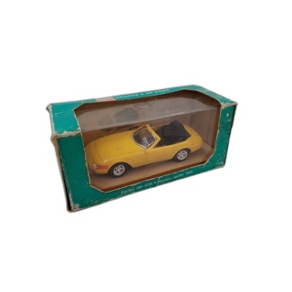Ferrari 365 GTS/4 Daytona Spider 1969 - Miniature Diecast 1/43 - Sport